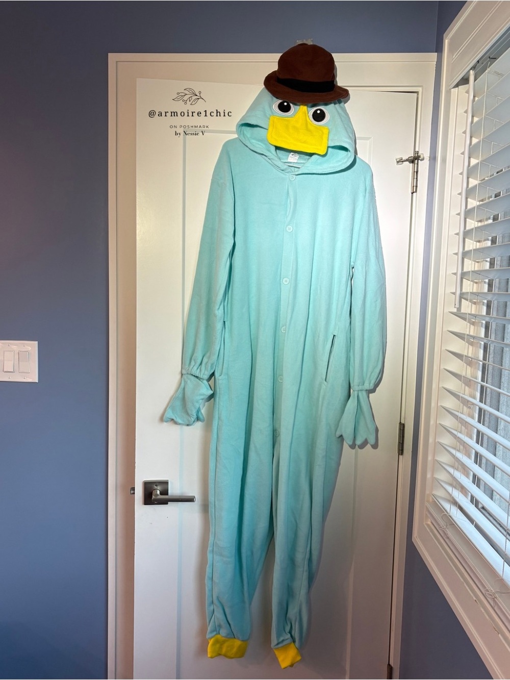 PERRY THE PLATYPUS | Pajama Style Zipper Costume | Unisex Size M
